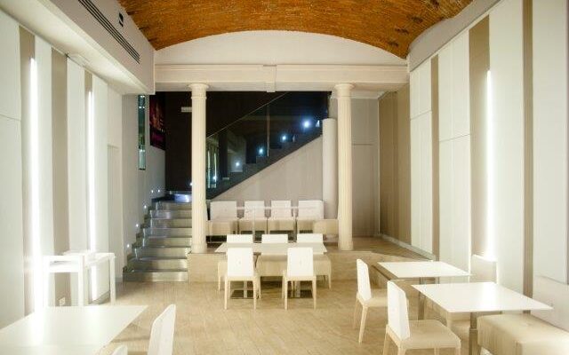 Tornano le fantastiche feste di laurea in piscina
