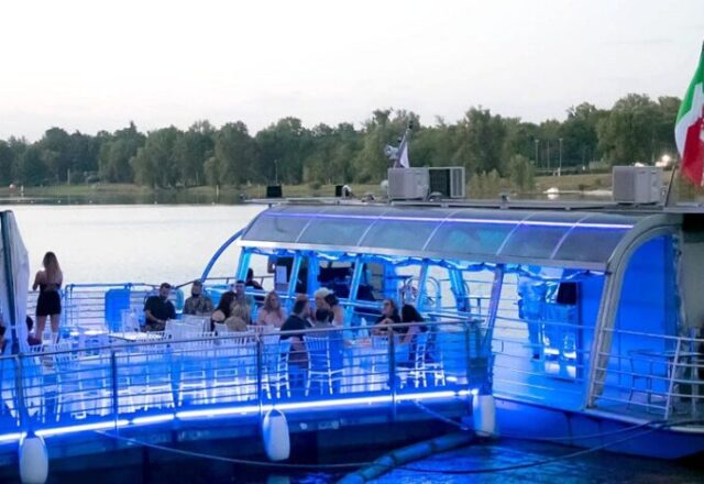 LOVE BOAT